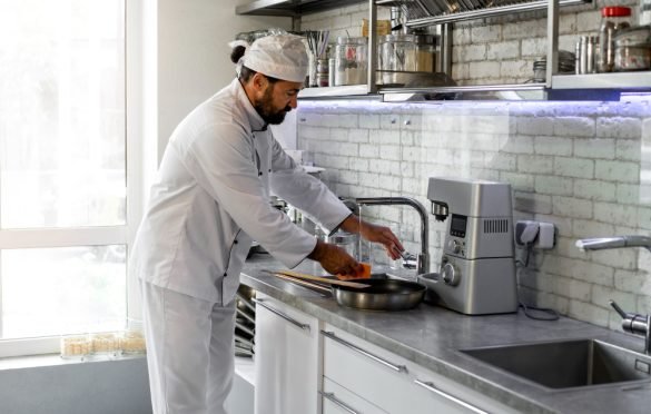 How to Maximize Efficiency in Your Commercial Kitchen